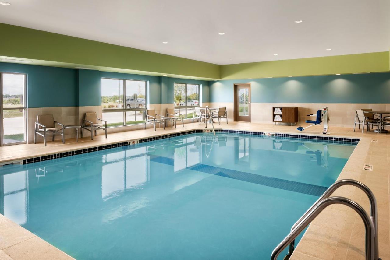 Holiday Inn Express & Suites - West Des Moines - Jordan Creek By Ihg Екстериор снимка