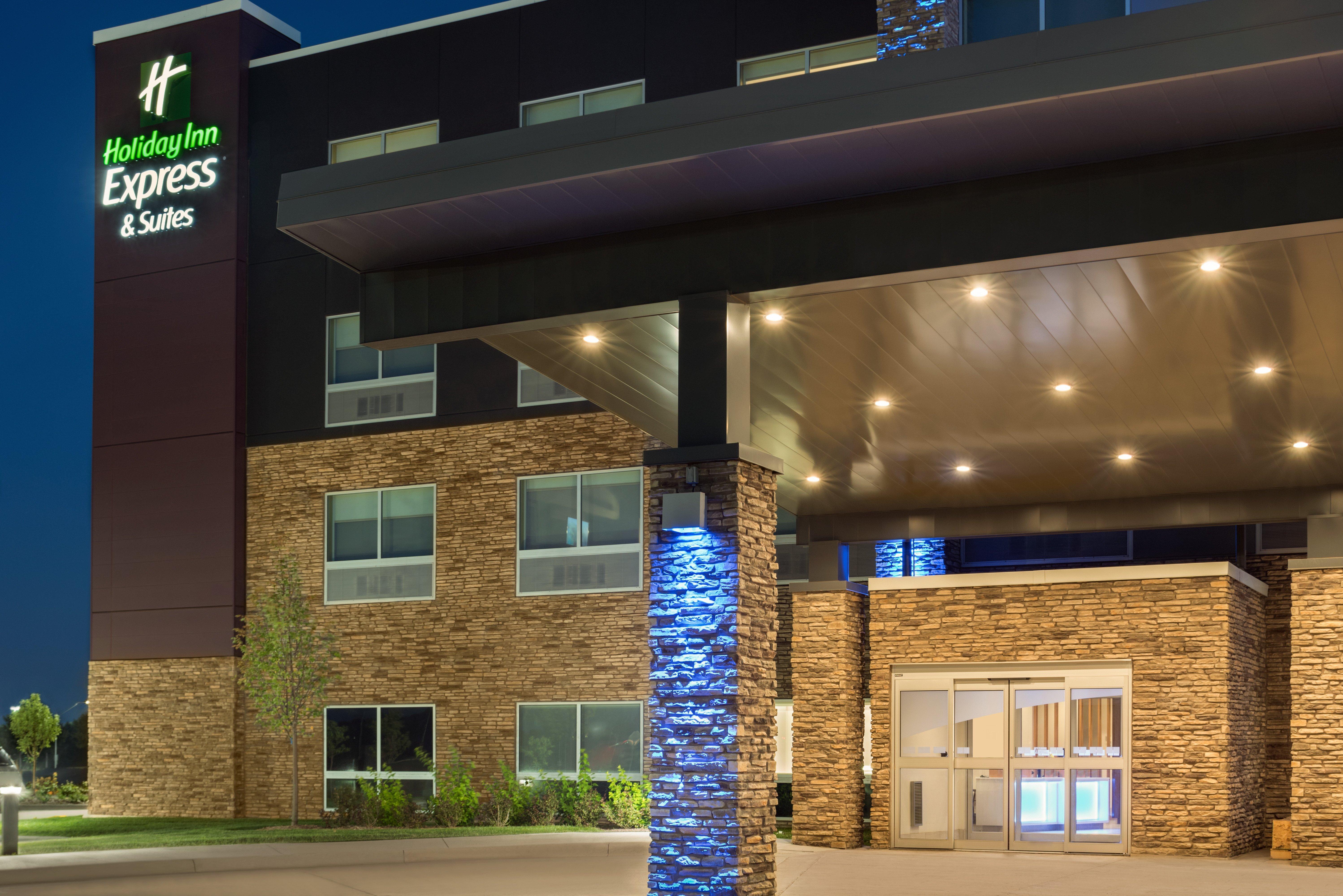 Holiday Inn Express & Suites - West Des Moines - Jordan Creek By Ihg Екстериор снимка