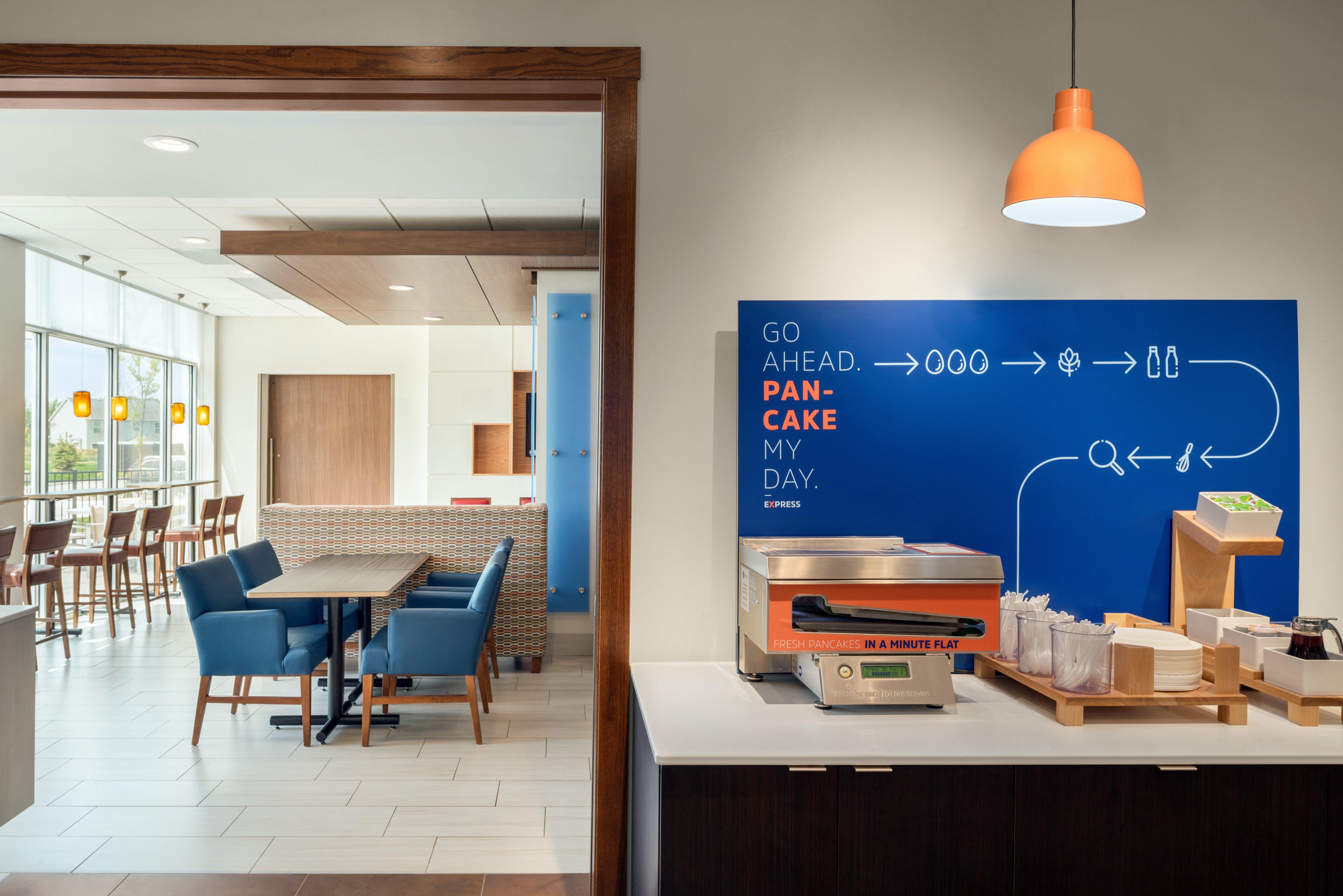 Holiday Inn Express & Suites - West Des Moines - Jordan Creek By Ihg Екстериор снимка